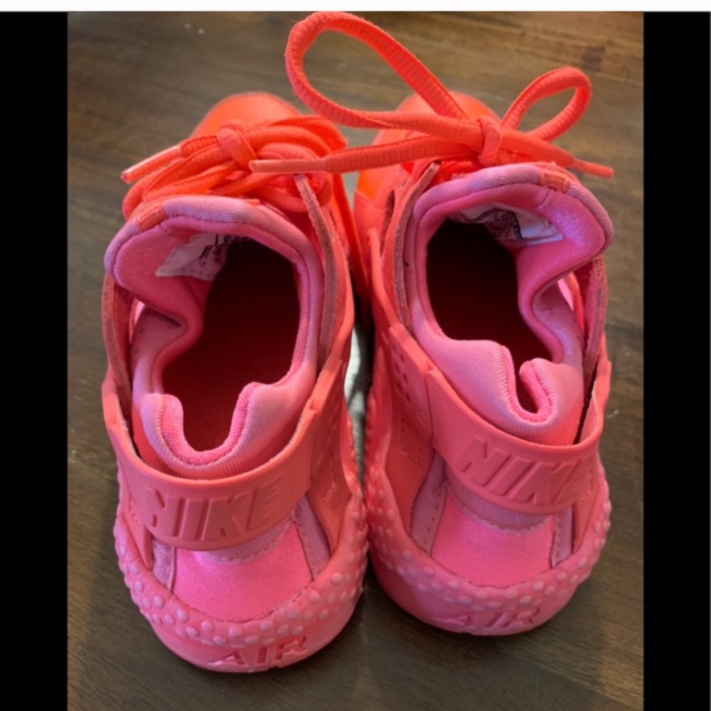 Hot lava huaraches - Picture 5 of 5